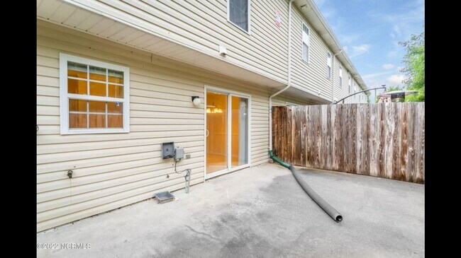 Building Photo - 3809 E Vancroft Cir