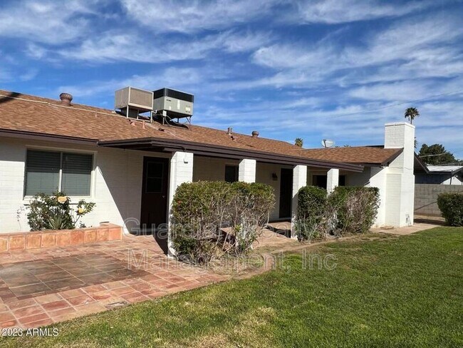 Building Photo - 8121 N 16th Dr