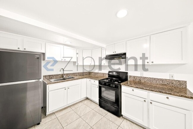 Building Photo - 12246 Birch Ave