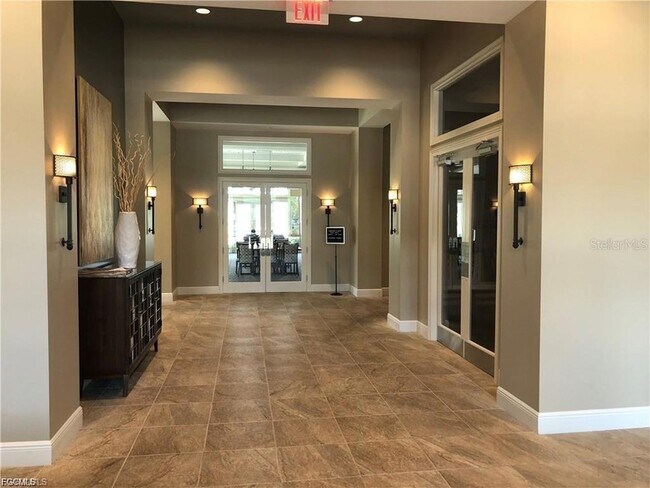 Building Photo - 5650 Trailwinds Dr