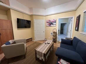 Building Photo - 19903 164th Ave NE