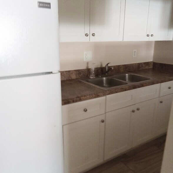 Building Photo - 5140 SE 31st St