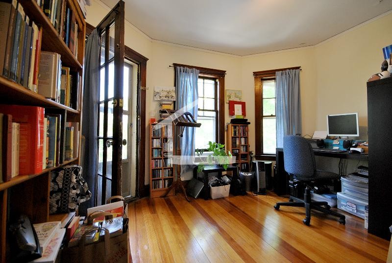 Building Photo - 35 Matchett St