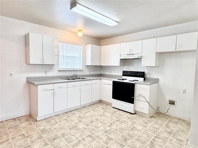 Building Photo - 13116 White Settlement Rd