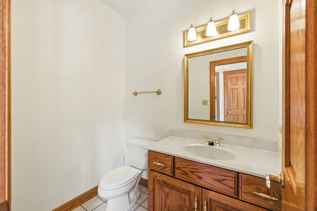 Building Photo - 15141 Arbor Dr