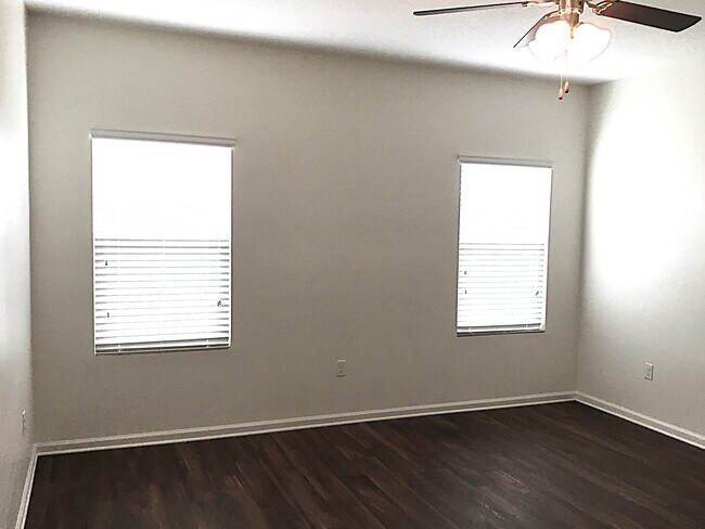 Building Photo - 8116 Golden Bamboo Dr