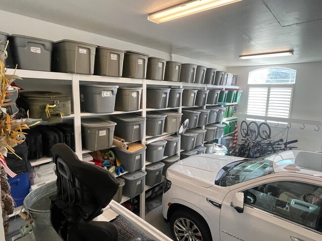 Building Photo - 1369 E 320 N