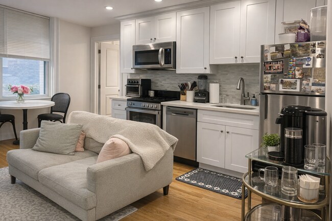 Building Photo - 92 W Cedar St