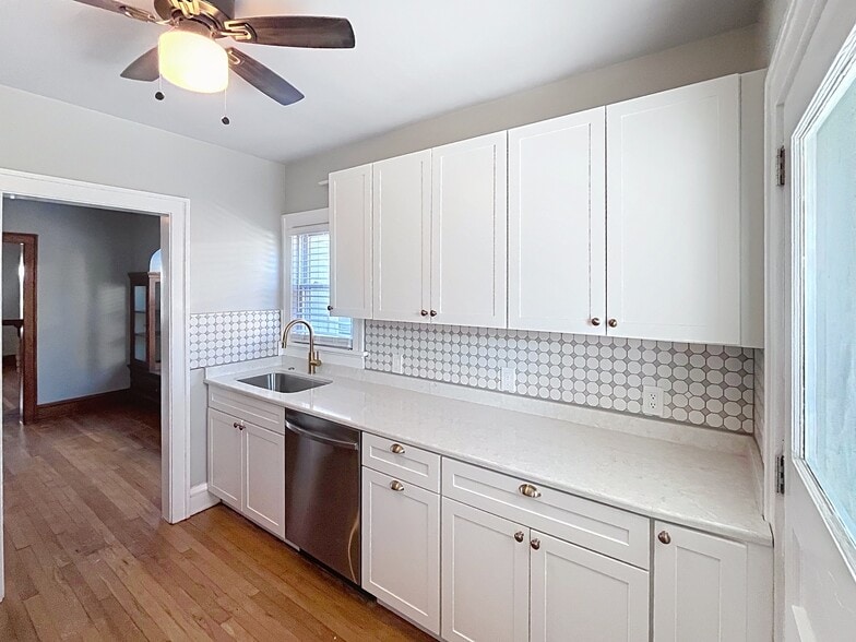 Building Photo - 1307 Edanola Ave