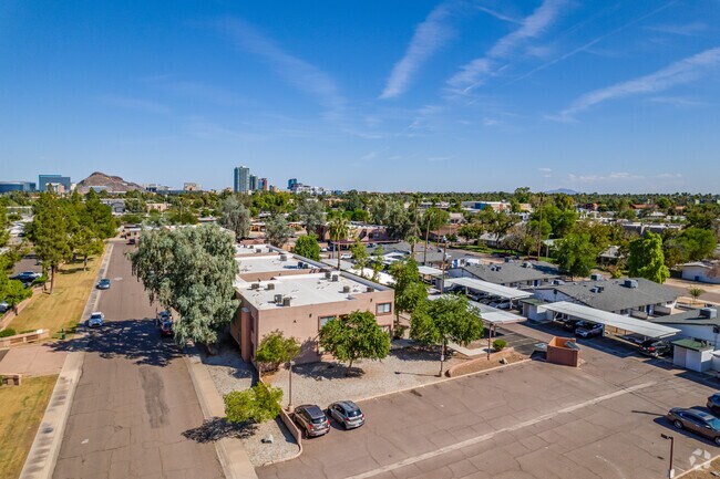 Aerial Photo - Lake Point Village Condominiums