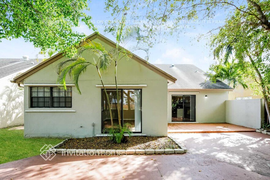 Building Photo - 14713 SW 110th Terrace