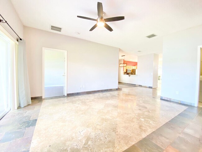 Building Photo - Stunning Lake View Home in Waterside Estate!