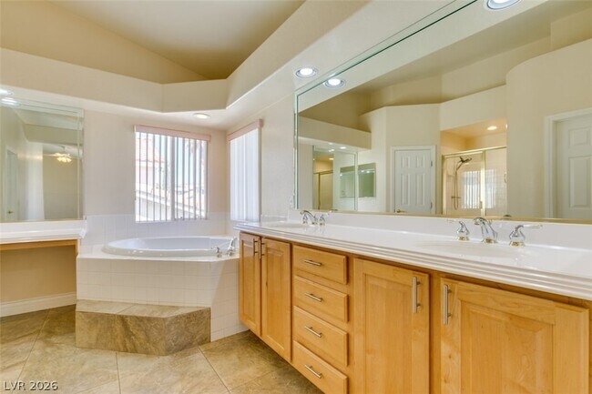 Building Photo - 9620 Sedona Hills Ct
