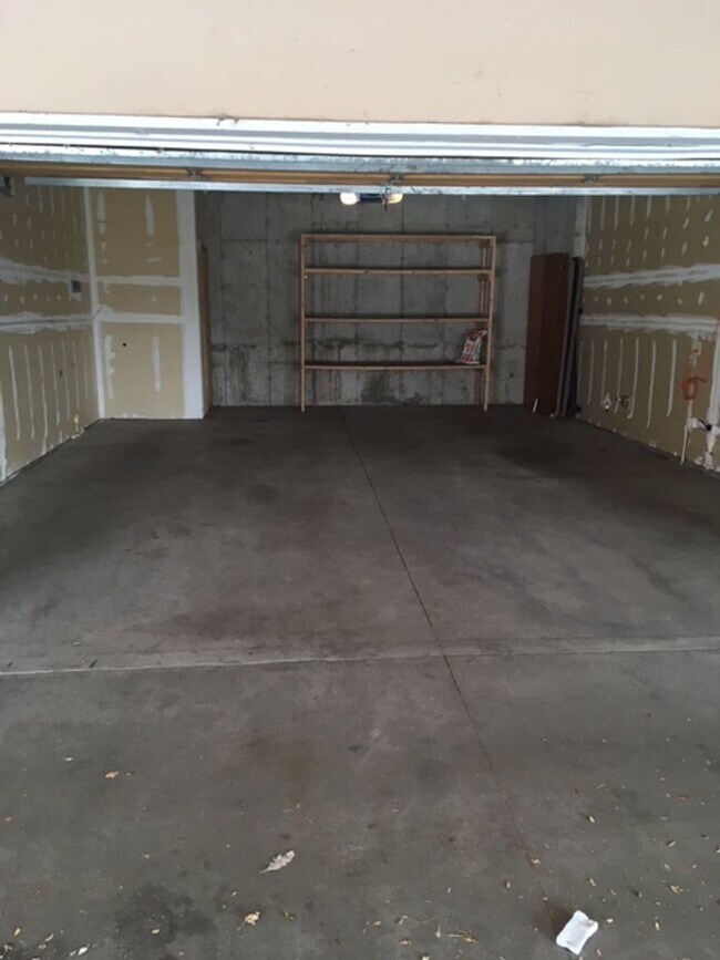 Building Photo - 1708 Erin Ct