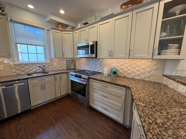 Building Photo - 26 S Coolidge Ave