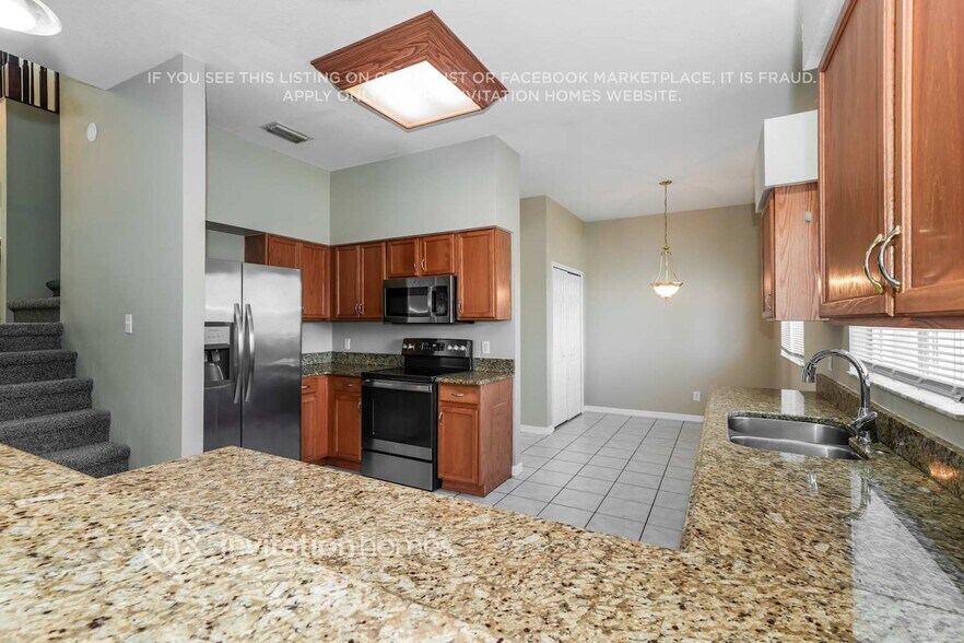 Building Photo - 11018 Sailbrooke Dr