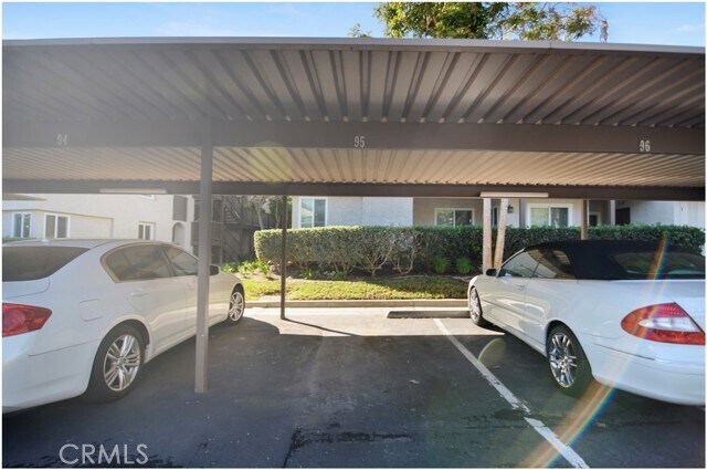 Building Photo - 70 Corniche Dr