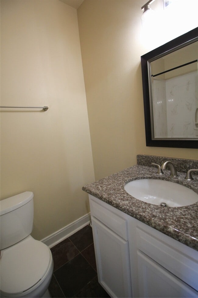 Building Photo - 4709 Scott St