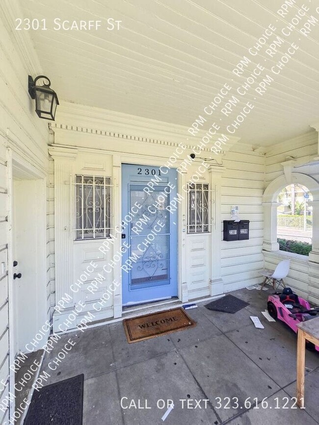 Building Photo - 2301 Scarff St