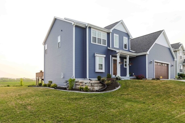 Building Photo - 986 Clover Lane, Deforest WI 53532