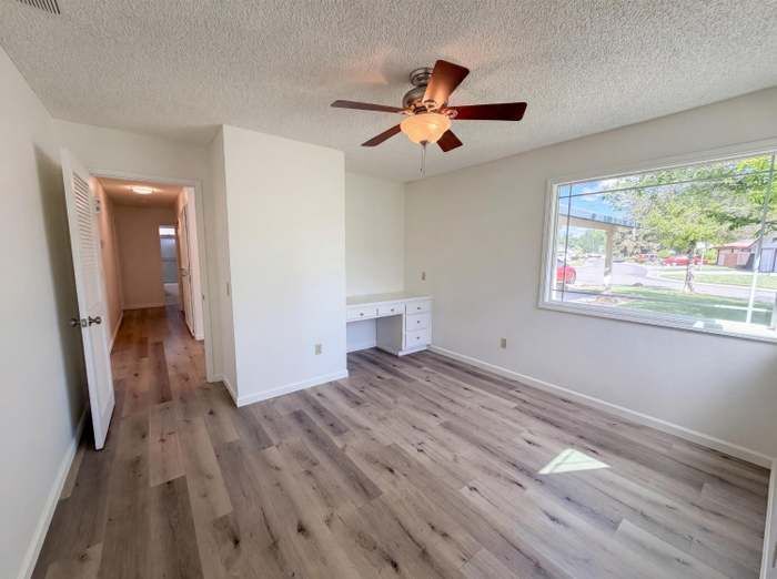 Building Photo - 5901 Small Hill Ct