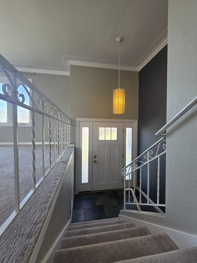 Building Photo - 3835 Lost Valley Rd SE