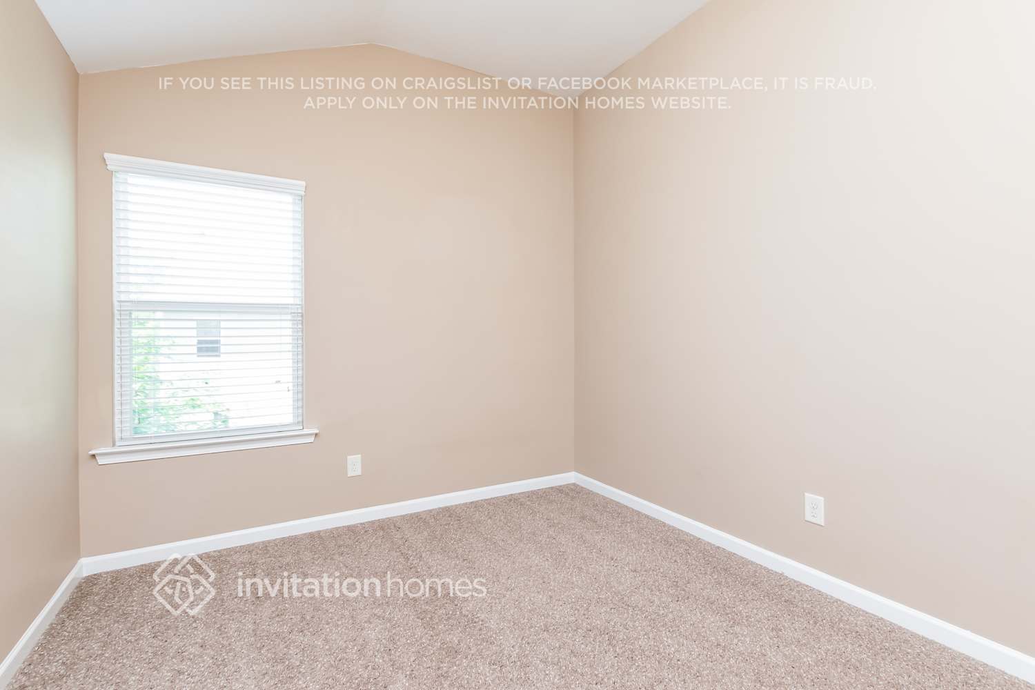 Building Photo - 302 Rippling Dr