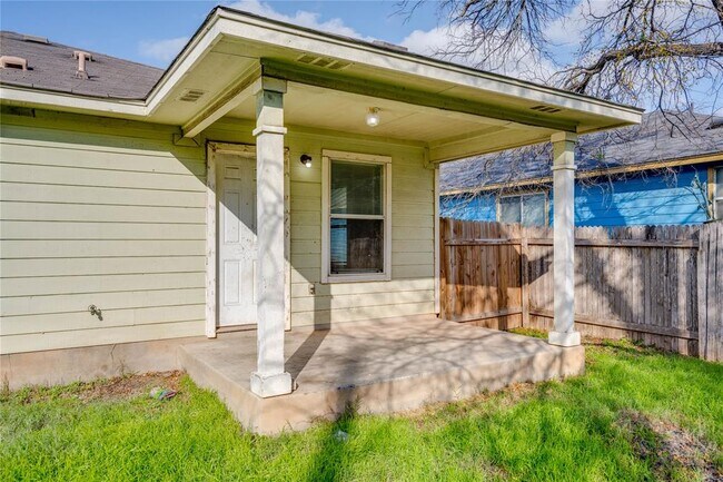 Building Photo - 3514 Banda Ln