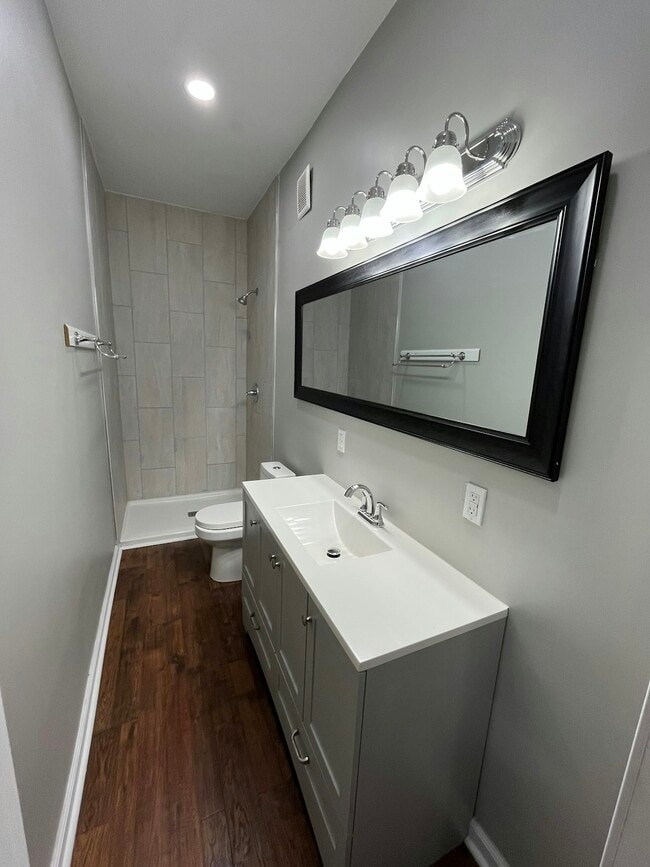 Building Photo - 1518 Howard St