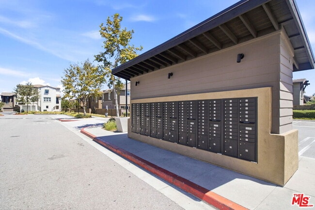 Building Photo - 12228 Veranda Dr