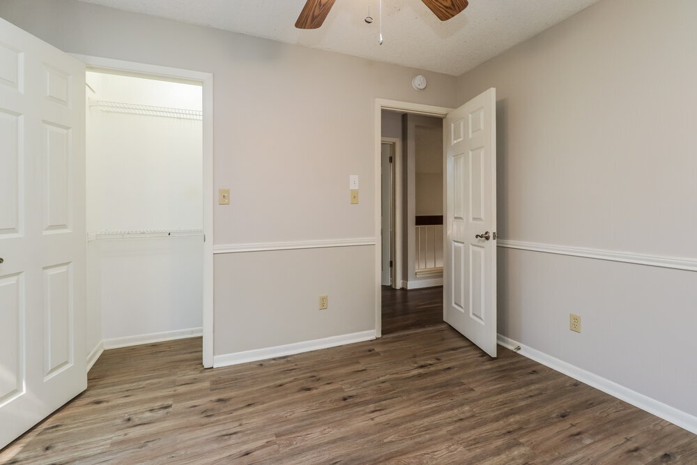 Building Photo - 7811 Goldengrove Dr