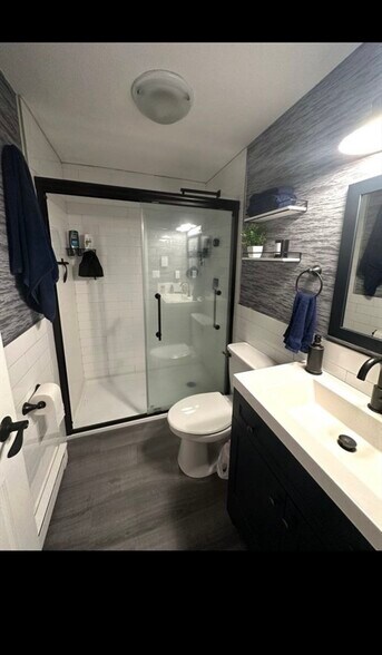 Building Photo - 18 Washington St