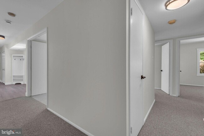 Building Photo - 1836 Ralston Pl