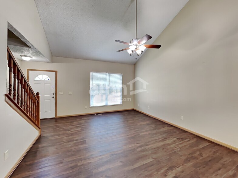 Building Photo - 3621 Lifestyle Blvd