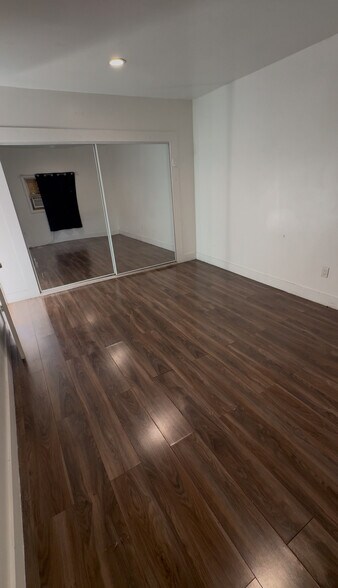 Building Photo - 12981 Branford St