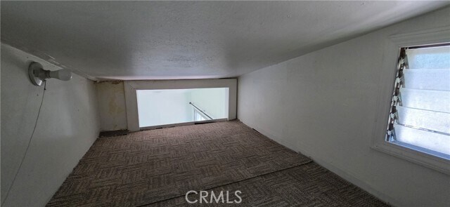 Building Photo - 667 N Woods Ave