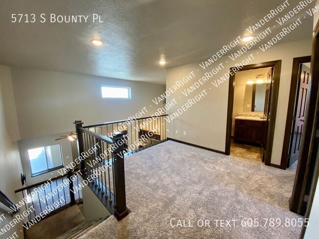 Building Photo - 5713 S Bounty Pl