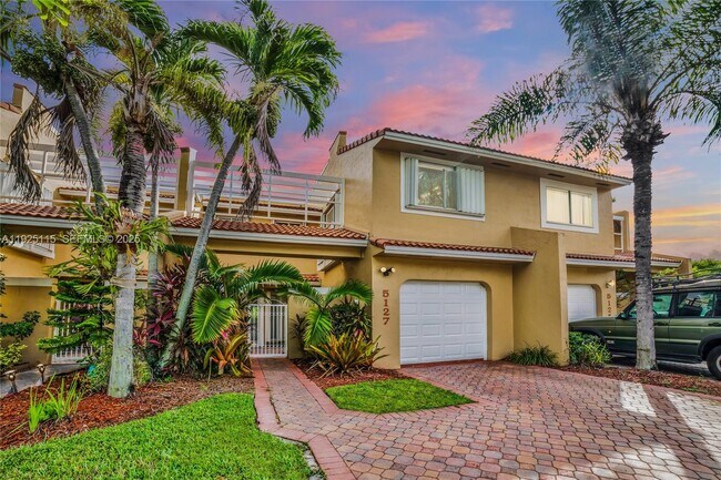 Primary Photo - 5127 NW 102nd Ct