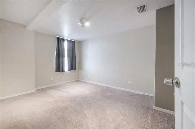 Building Photo - 1414 E Idlewild Ave