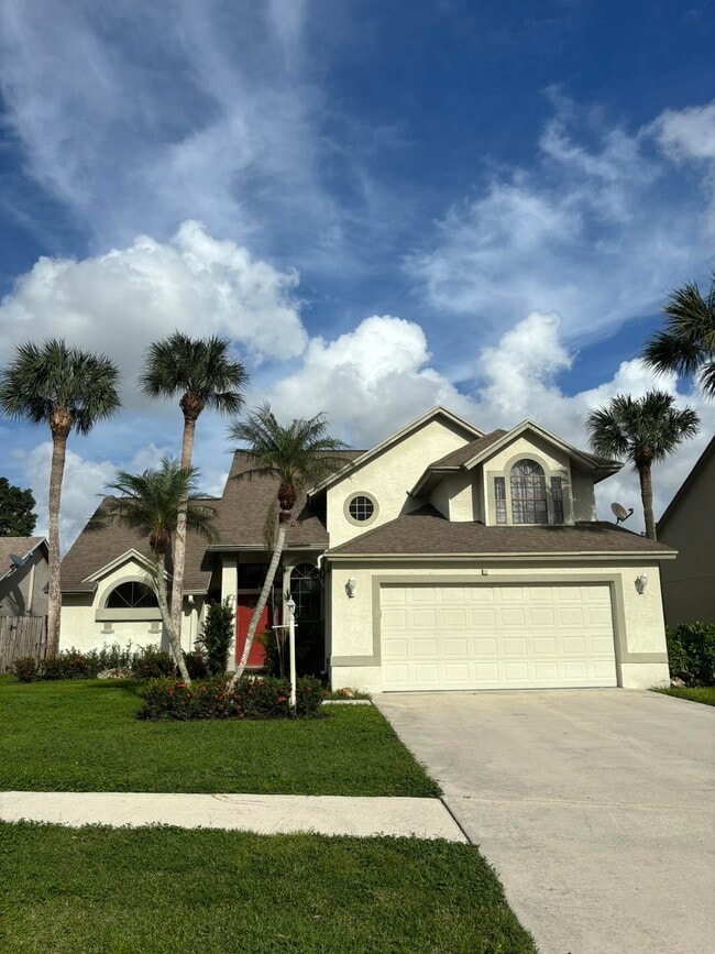 Primary Photo - 12989 Meadowbreeze Dr