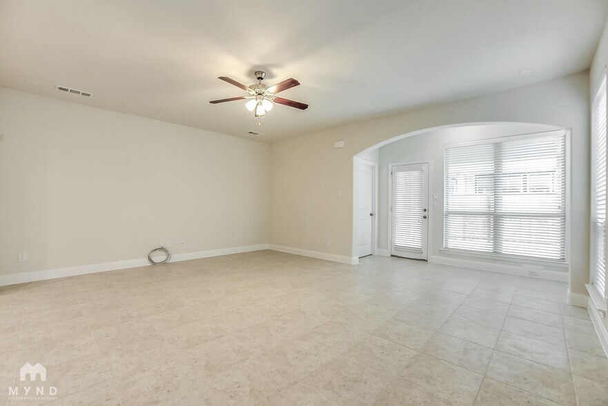 Building Photo - 3301 Damsel Sauvage Ln