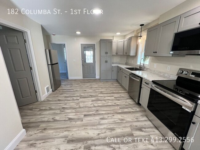 Building Photo - Completely Remodeled 3 Bedroom, 1st Floor ...