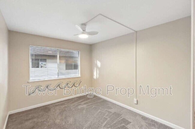 Building Photo - 2911 Austin St