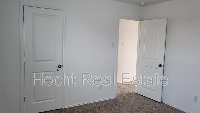 Building Photo - 348 Geode Glen