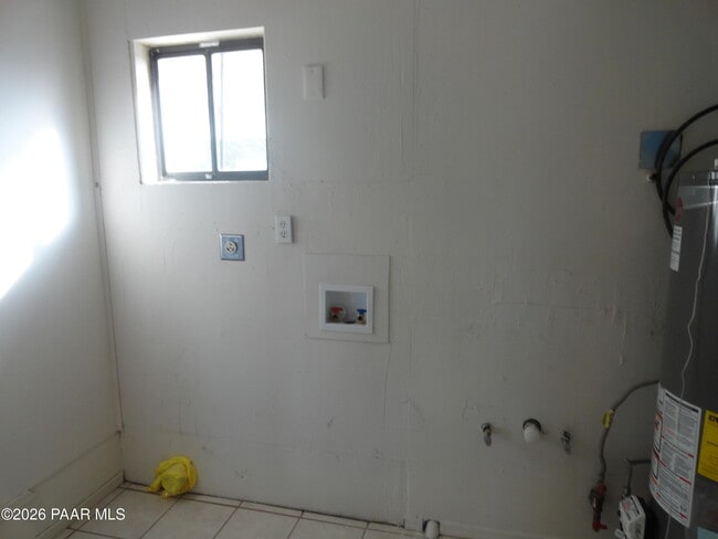 Building Photo - 4201 N Tonto Way