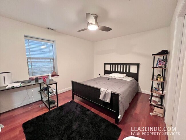 Building Photo - 3573 Warder St NW