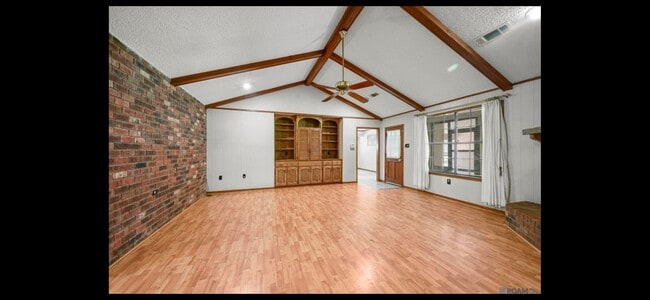 Building Photo - 14522 Chimneywood Ave