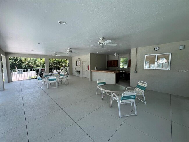 Building Photo - 4270 Vicenza Dr