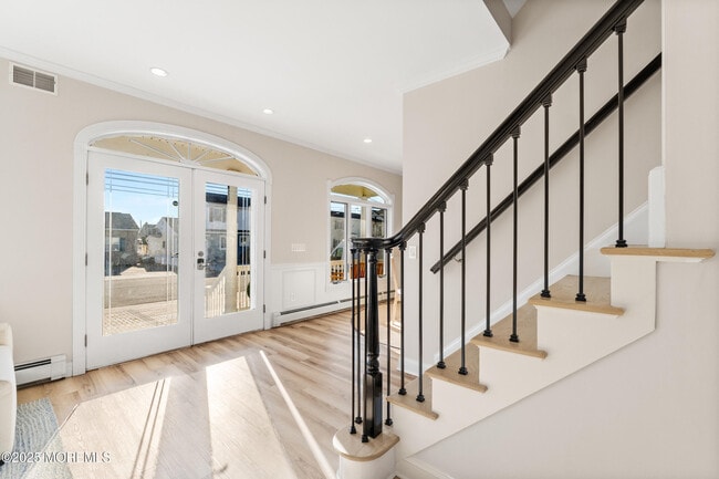 Building Photo - 3456 E Thistle Ave