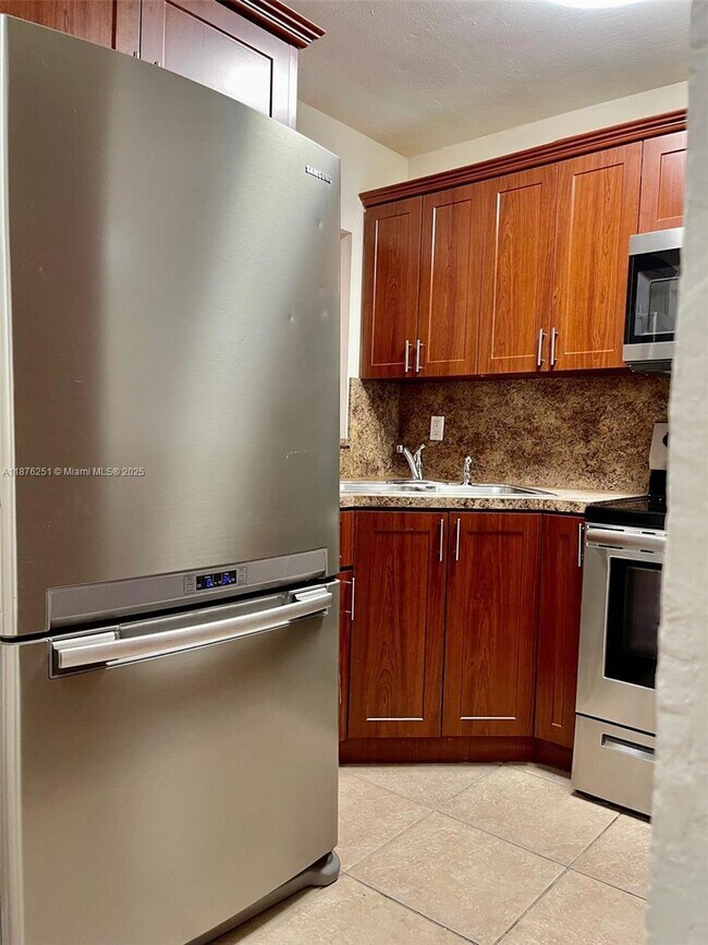 Building Photo - 6259 W 24th Ave